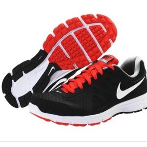 nike revolution 2 mens